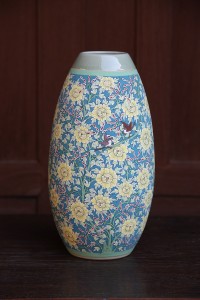 Vase with Yellow flower handpainted 