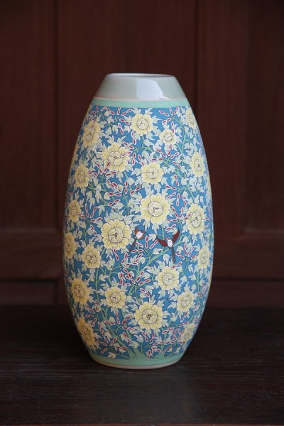 Vase with Yellow flower handpainted 