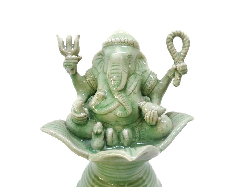 Celadon Ganesha - S with Lotus Base
