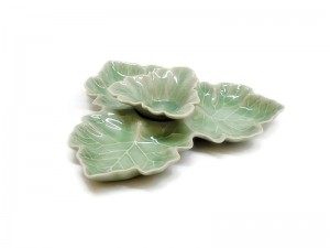 Celadon Maple Plate Set