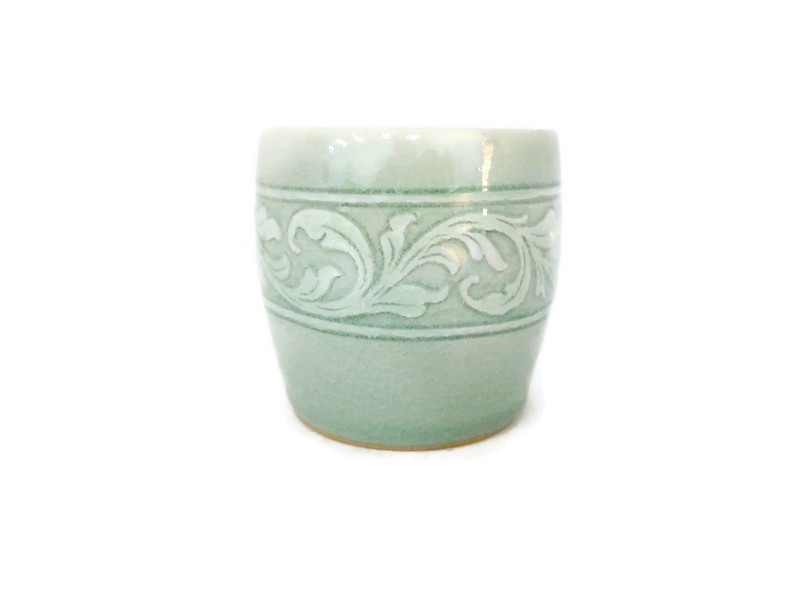 Celadon Cup Kanok carved