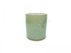 Celadon Cup White Leaf Glazed