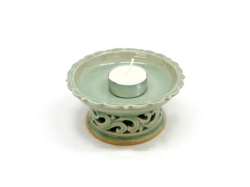 Openwork Celadon Tray with curved for Candle Green Celadon