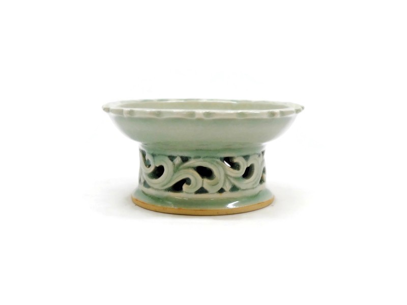 Openwork Celadon Tray with curved for Candle Green Celadon