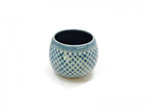 BLUE AND GREEN GINGHAM ROUND CELADON CUP