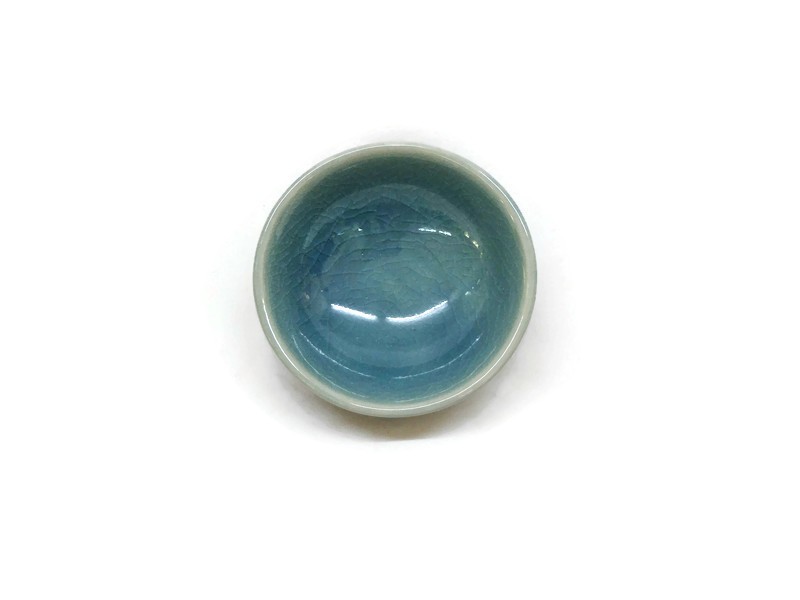 Blue Celadon Sauce dish Pudtan flower carved