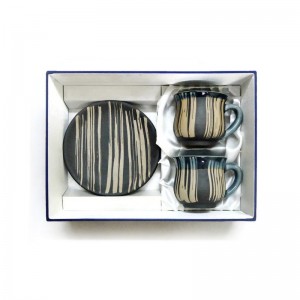SET 2 OF COFFEE CUPS AND SAUCERS IN SILK BOX