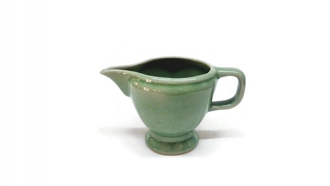 Green simple pitcher