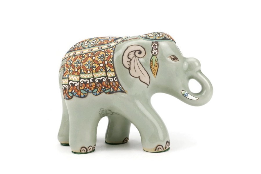 ช้างชูงวงศิลาดล เพ้นต์ลายล้านนาไทยศิลาดล Celadon Lanna Thai Handpainted Elephant