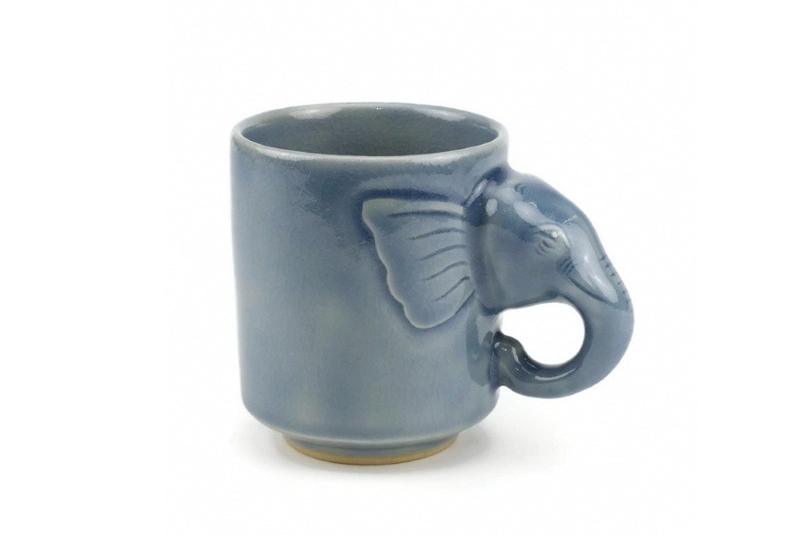 Elephant Mug แก้วมัคทรงกระบอกใหญ่หัวช้างเคลือบสีน้ำเงิน
