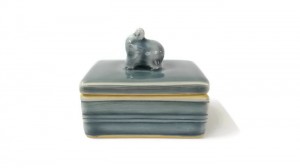 Celadon Business Card Holder with Elephant on top ตลับนามบัตรศิลาดล สี่เหลี่ยมจุกช้าง Blue Celadon