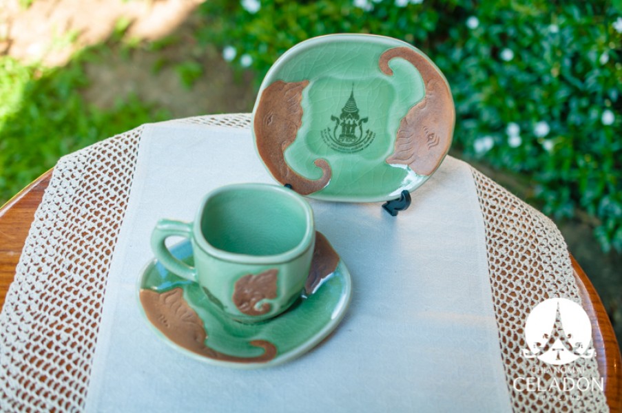 แก้วกาแฟศิลาดลพร้อมจานรอง 720 Years Chiang Mai Celebration Elephant Coffee Cup and Saucer