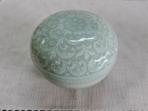 Large Round Box Kanok Green