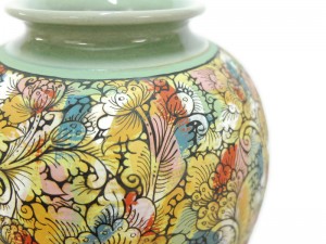 Celadon Floral classic vase - แจกันคลาสสิคเพ้นต์ลายดอกไม้ไทย