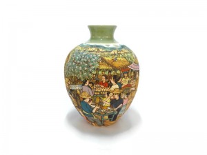 Celadon vase, Scene of Thai village แจกันศิลาดลเพ้นต์ลายวิถึชีวิต