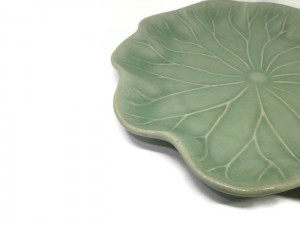 Lotus dinner plate จานอาหารใบบัว 11