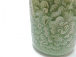 Tumbler Celadon Cup, Pudtan flower carving