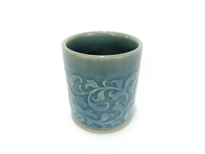 Tumbler Blue Celadon Cup, Kanok design