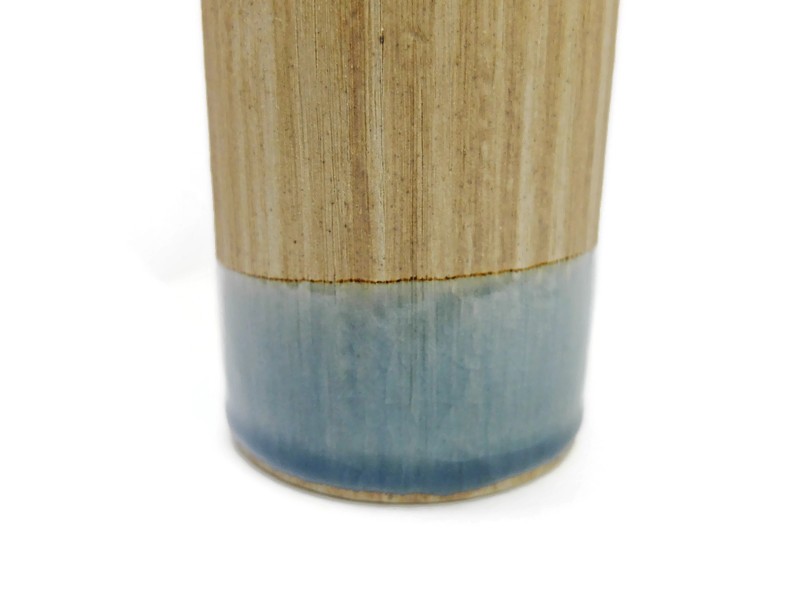 Tumbler Blue Celadon Vase with Sand design