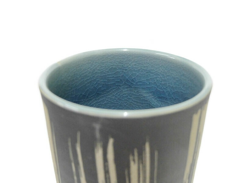 TUMBLER BLUE CELADON VASE with Coffee Grounds Design