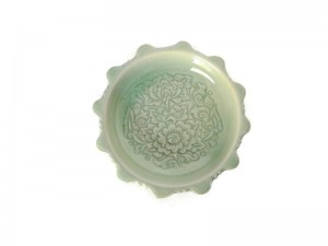 Celadon Curved dish with Flower design